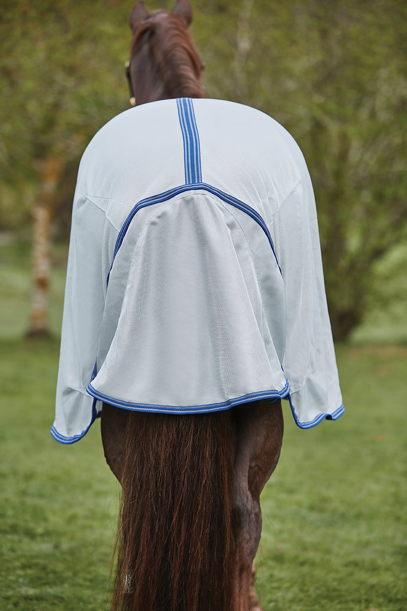 WeatherBeeta ComFiTec Airflow II Standard Neck Fly Sheet (No Fill) - Close-up of full tail flap