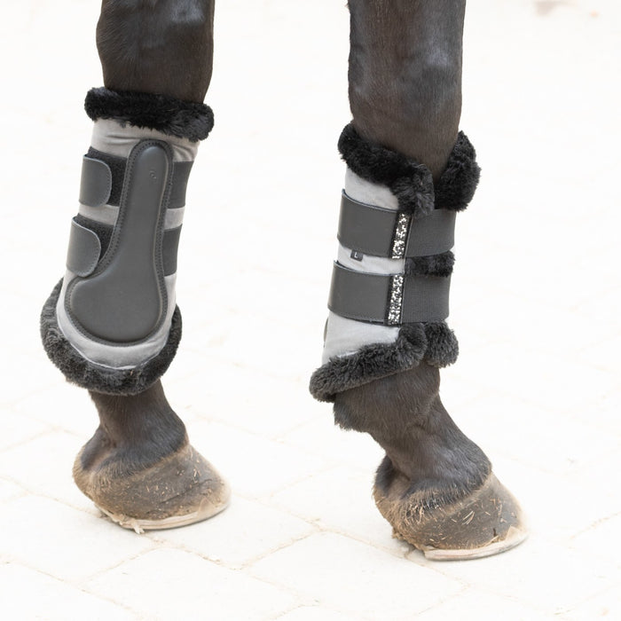 Equinavia Arendal Matching Horse Set