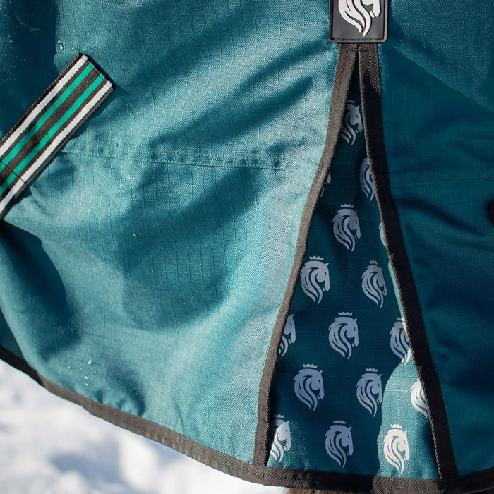 Equinavia Arktis Extended High Neck Medium Weight Turnout Blanket (200g)