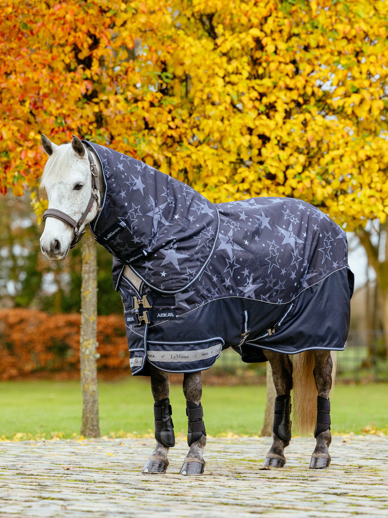 LeMieux Arika Star Turnout Rug (0g) in Navy